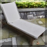 L04. Kingsley Bate teak lounge chair. 